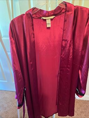 Robes or lightweight open-front jacket